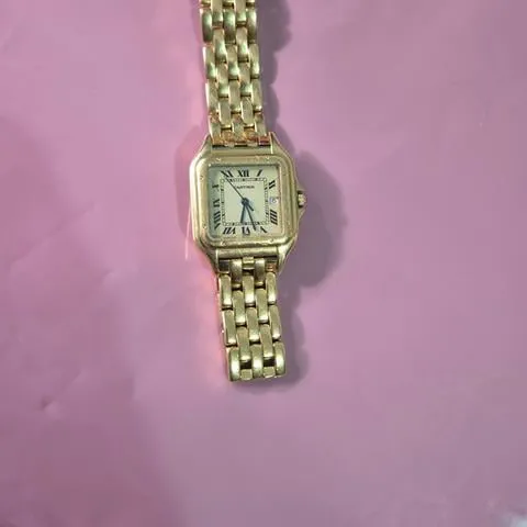 Cartier Panthère 887968 28mm Yellow gold White