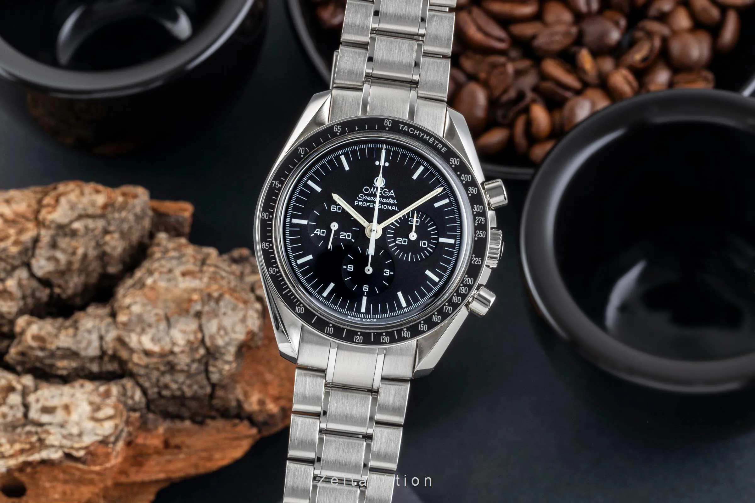 Omega Speedmaster Moonwatch 311.30.42.30.01.005 42mm Stainless steel Black