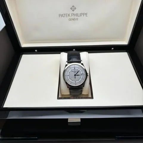 Patek Philippe Calatrava 5296G-001 38mm White gold Silver 7