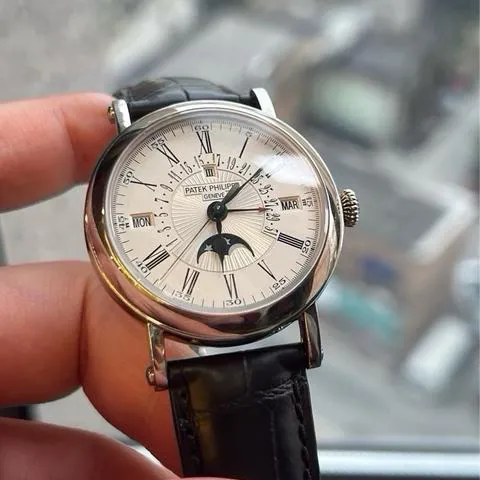 Patek Philippe Perpetual Calendar 5159G-001 38mm White gold Silver