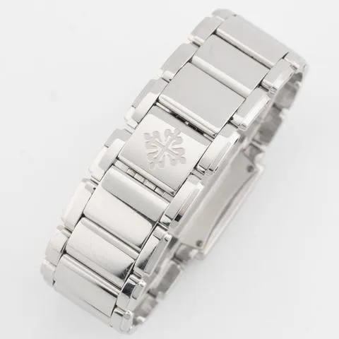 Patek Philippe Twenty~4 4910/10A-011 25mm Stainless steel White 2