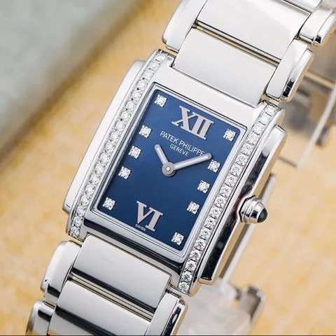 Patek Philippe Twenty~4 4910/10A-012 25mm Stainless steel Blue