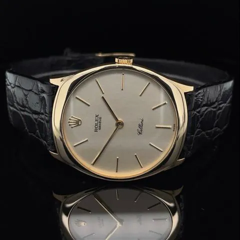 Rolex Cellini 4133 31mm Yellow gold Silver