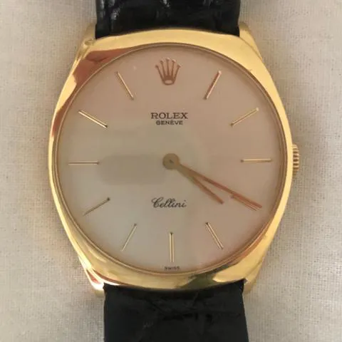 Rolex Cellini 4133 31mm Yellow gold Silver 5