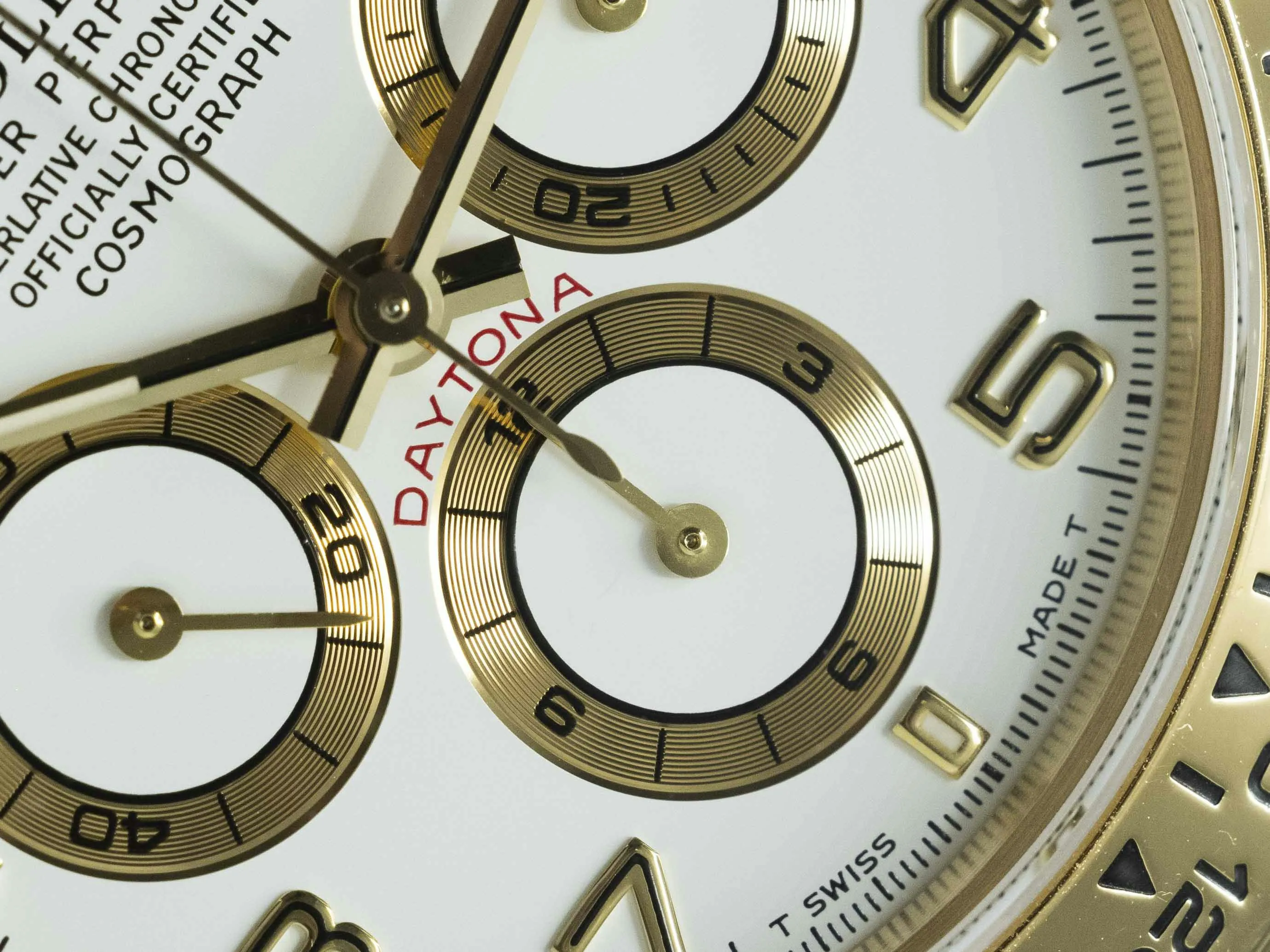 Rolex Daytona 16528 40mm Yellow gold White 4