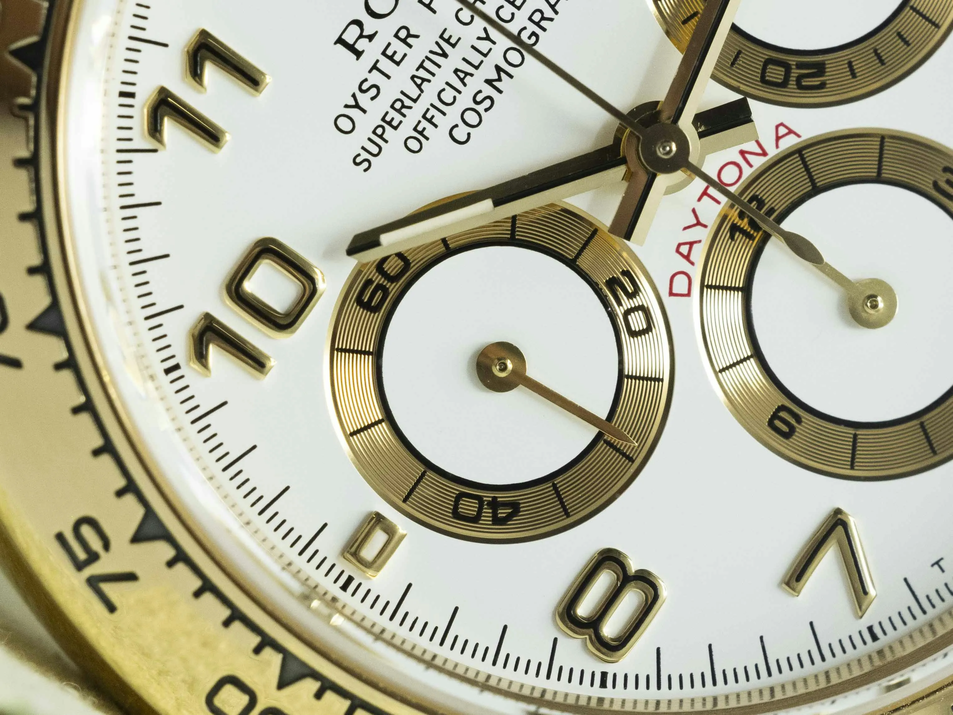 Rolex Daytona 16528 40mm Yellow gold White 5