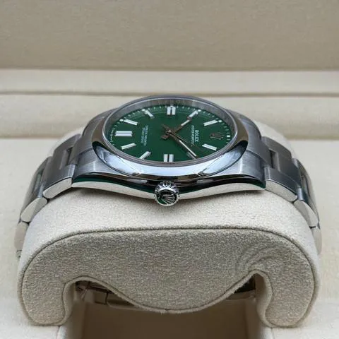 Rolex Oyster Perpetual 41 124300 41mm Stainless steel Green 3