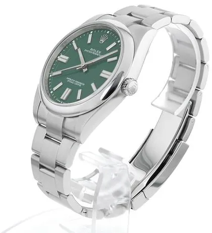 Rolex Oyster Perpetual 41 124300 41mm Stainless steel Green 1