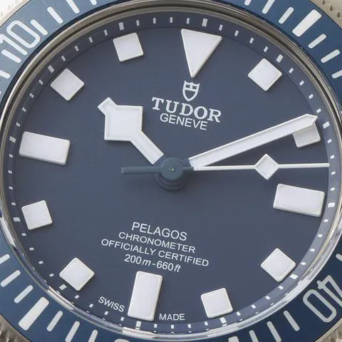 Tudor Pelagos 25707B/23 42mm Titanium Blue 5