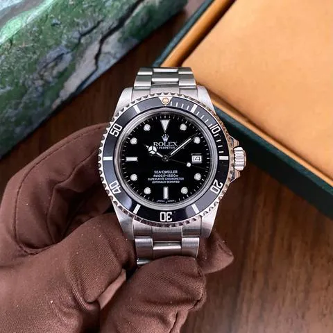 Rolex Sea-Dweller 16660 40mm Stainless steel Black