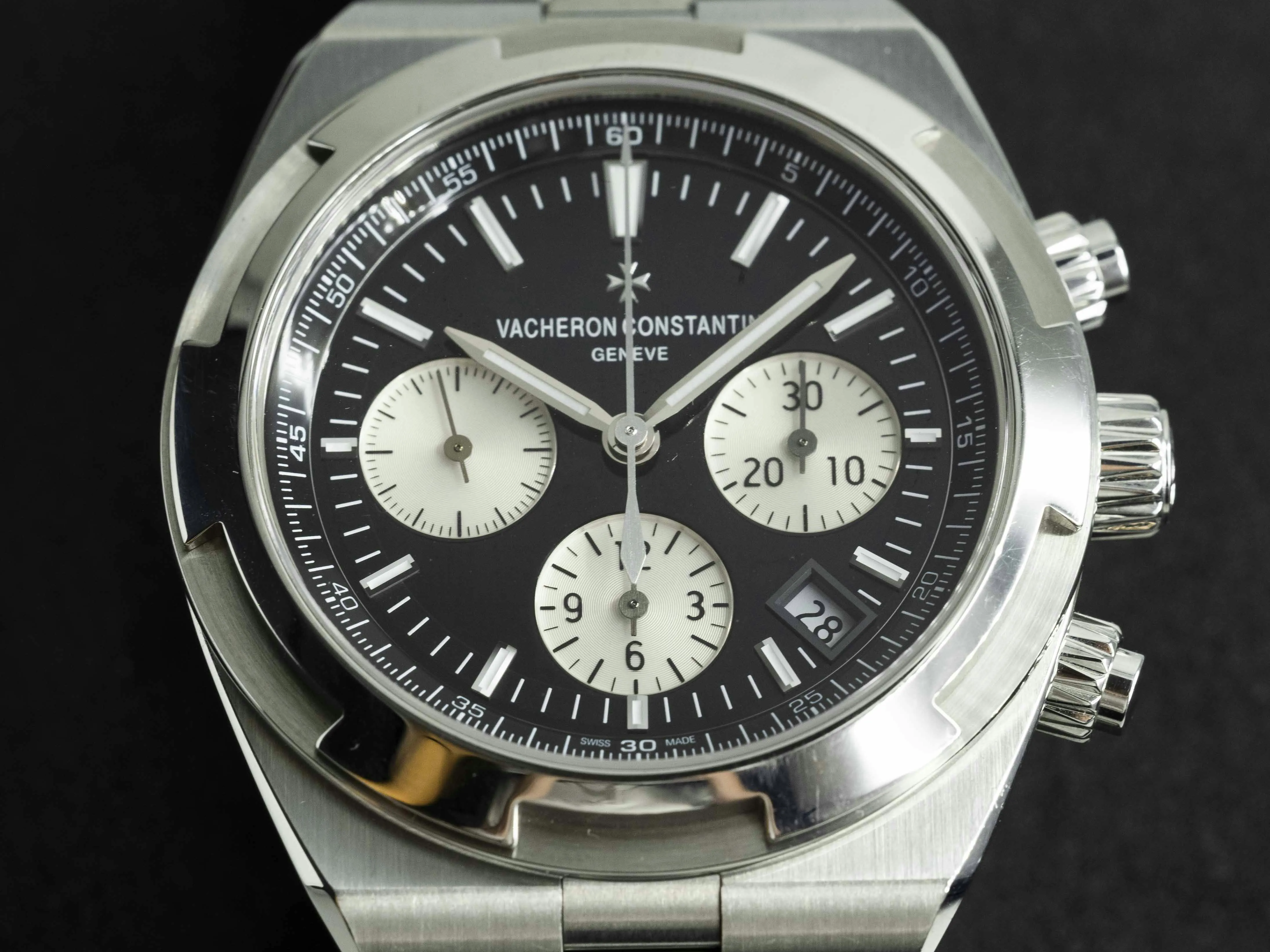 Vacheron Constantin Overseas Chronograph 5500V/110A-B481 42.5mm Stainless steel Black 2