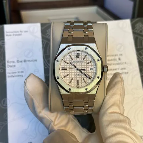 Audemars Piguet Royal Oak 15300ST.OO.1220ST.01 39mm Stainless steel Silver