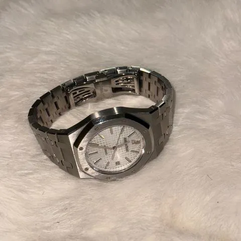 Audemars Piguet Royal Oak 15300ST.OO.1220ST.01 39mm Stainless steel Silver 1