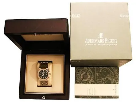 Audemars Piguet Royal Oak 15300ST.OO.1220ST.03 39mm Stainless steel Black 3