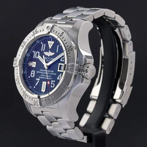 Breitling Avenger A17330 45mm Stainless steel Blue 4