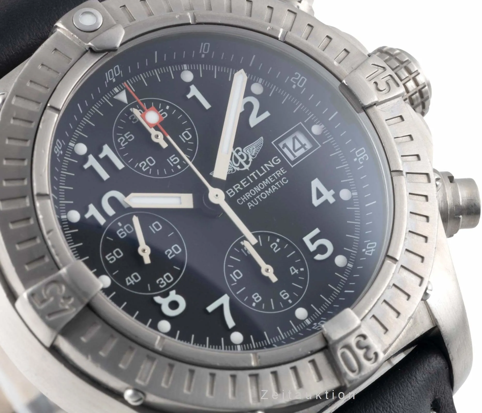 Breitling Avenger E13360 44mm Titanium Black 9