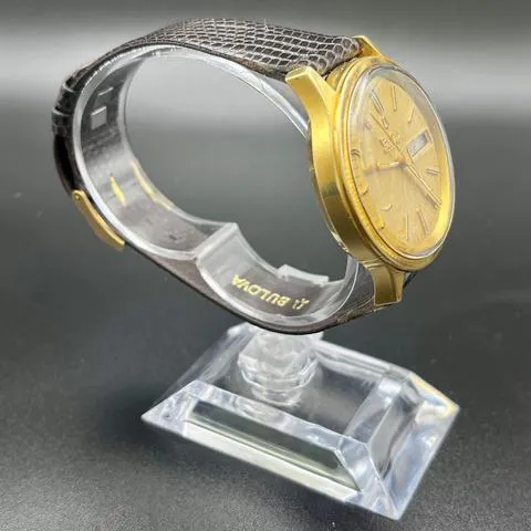 Bulova Accutron 1-634016 36mm Yellow gold 3