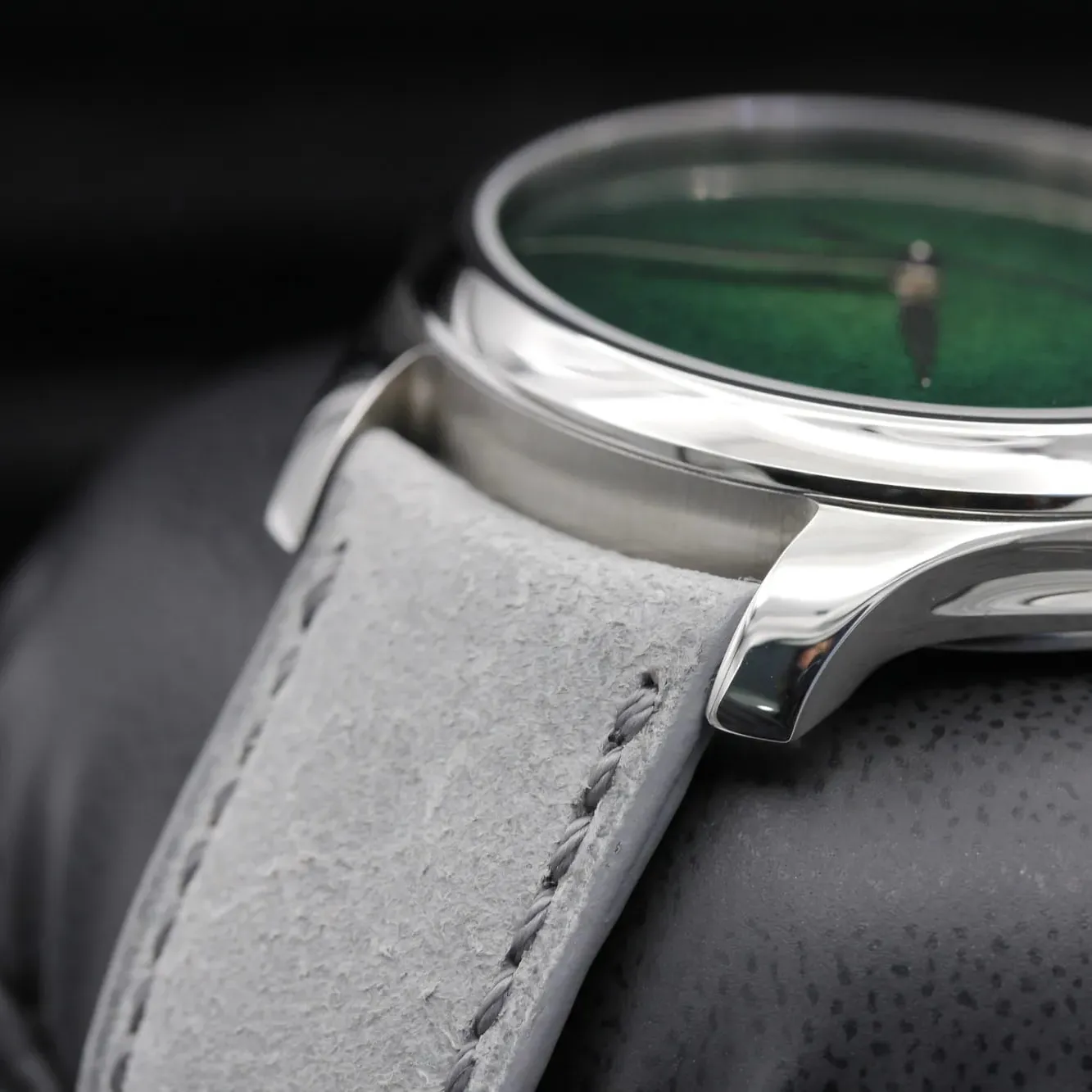 H. Moser & Cie. Endeavour 1200-1233 40mm Stainless steel Green 4