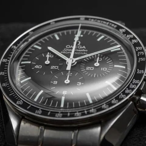 Omega Speedmaster Moonwatch 311.30.42.30.01.005 42mm Stainless steel Black 1