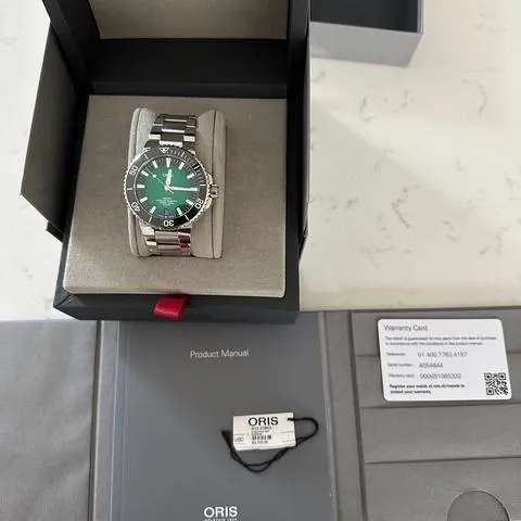 Oris Aquis Date 01 733 7730 4157-07 8 24 05PEB 43.5mm Stainless steel Green