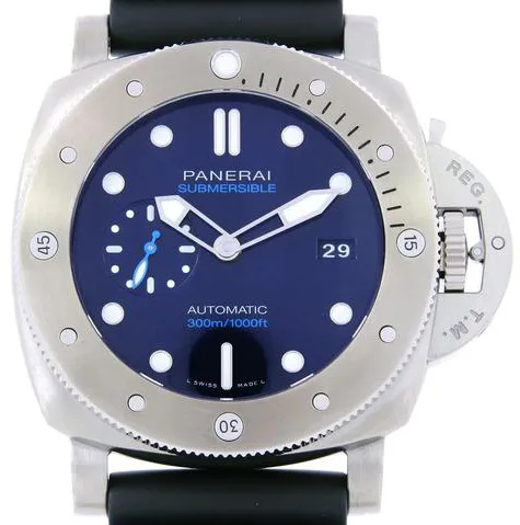 Panerai Submersible PAM 00692 47mm Stainless steel Blue