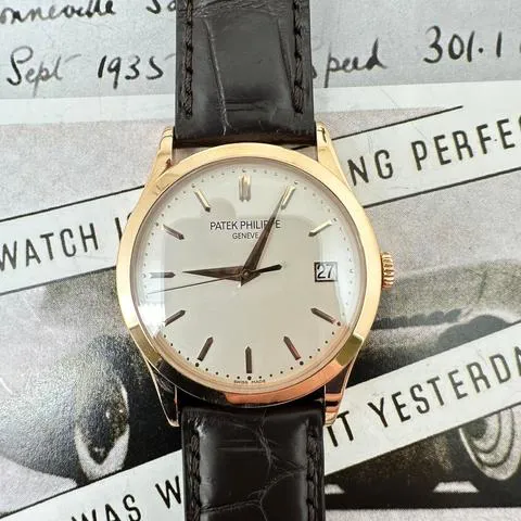 Patek Philippe Calatrava 5296R-010 38mm Rose gold Silver