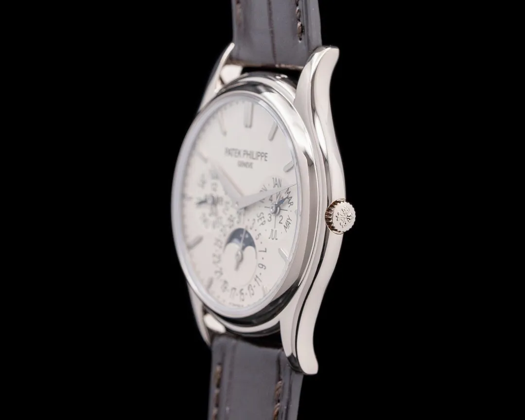 Patek Philippe Perpetual Calendar 5140G-001 37mm White gold Black 9