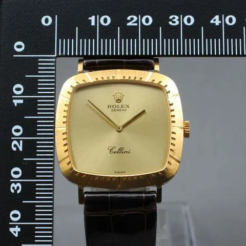 Rolex Cellini 4084 30mm Yellow gold Gold 10