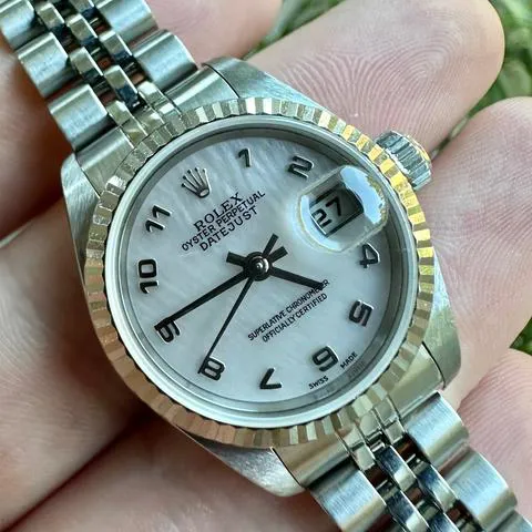 Rolex Lady-Datejust 79174 26mm Stainless steel Mother-of-pearl