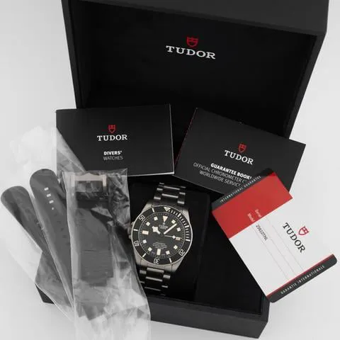 Tudor Pelagos 25610TNL 42mm Titanium Black 4