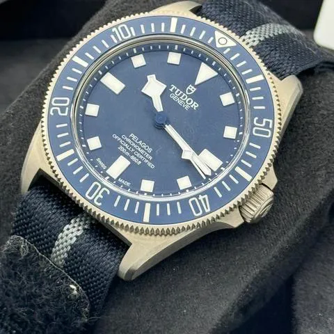 Tudor Pelagos M25707B/23-0001 42mm Titanium Blue 5