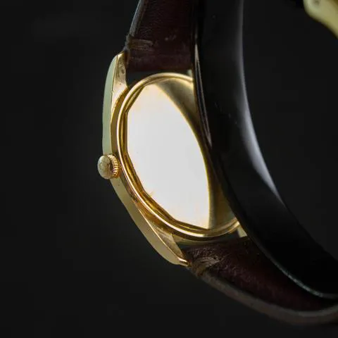 Universal Genève Polerouter 34mm Yellow gold Gold 4