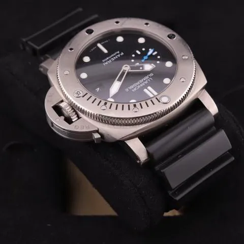 Panerai Submersible PAM 01305 47mm Titanium Black 6