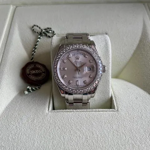 Rolex Day-Date 18946 39mm Platinum Silver