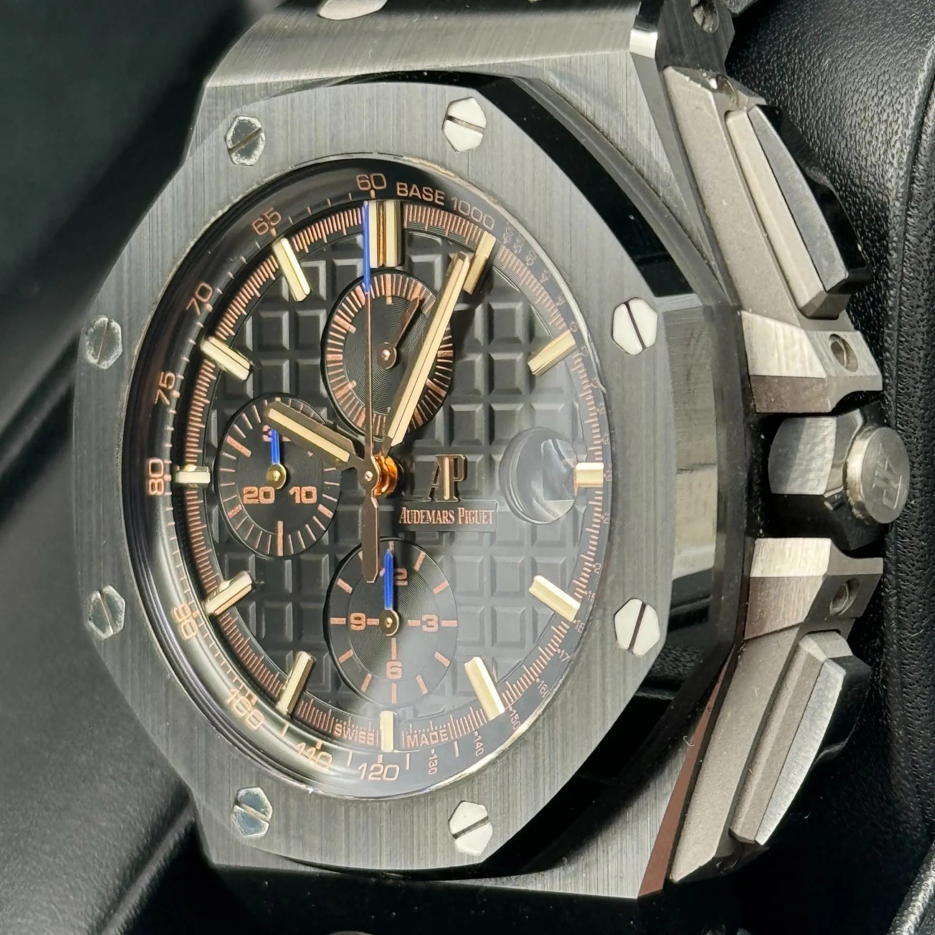 Audemars Piguet Royal Oak Offshore 26405CE.OO.A002CA.02 44mm Ceramic Black 1