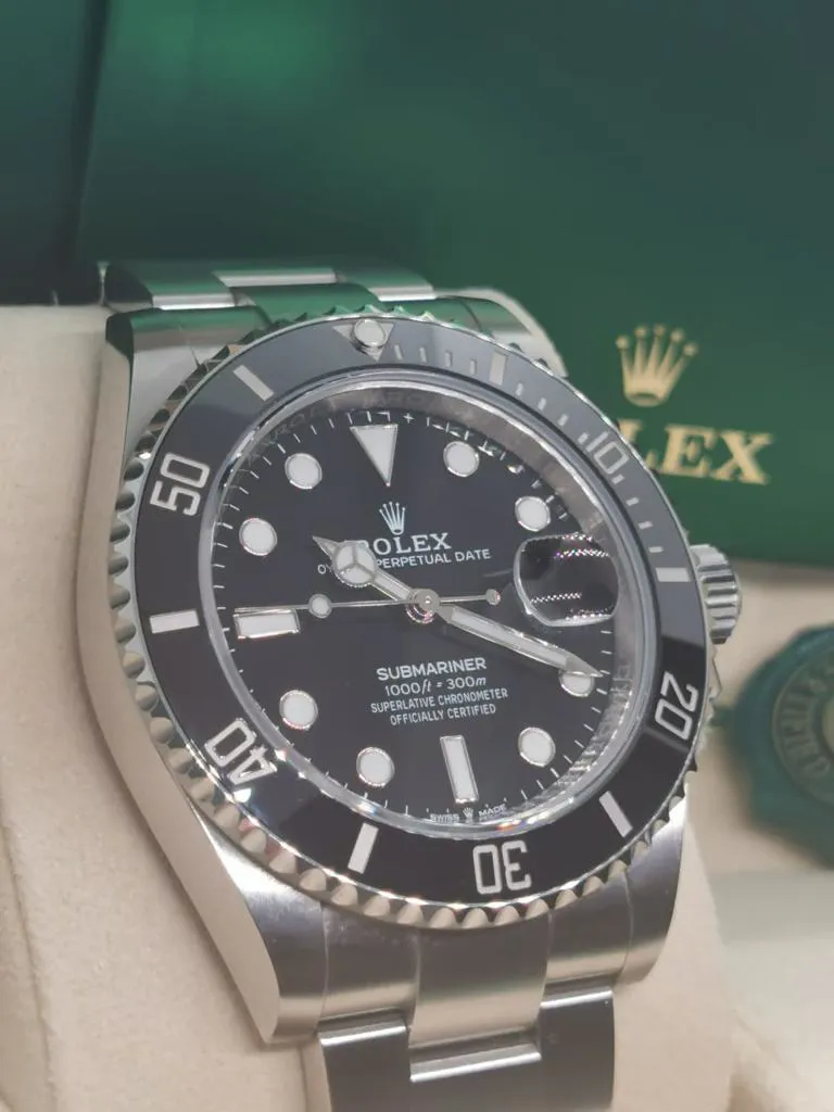 Rolex Submariner 126610LN 41mm Ceramic and Stainless steel Black 4