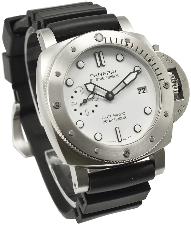 Panerai Submersible PAM02223 42mm Stainless steel White