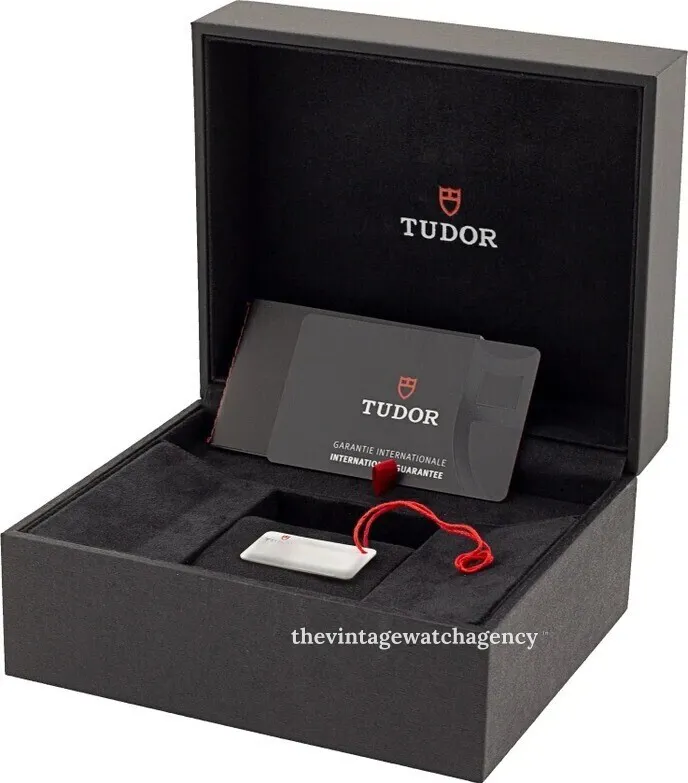 Tudor 1926 M91350-0011 28mm Stainless steel White 1