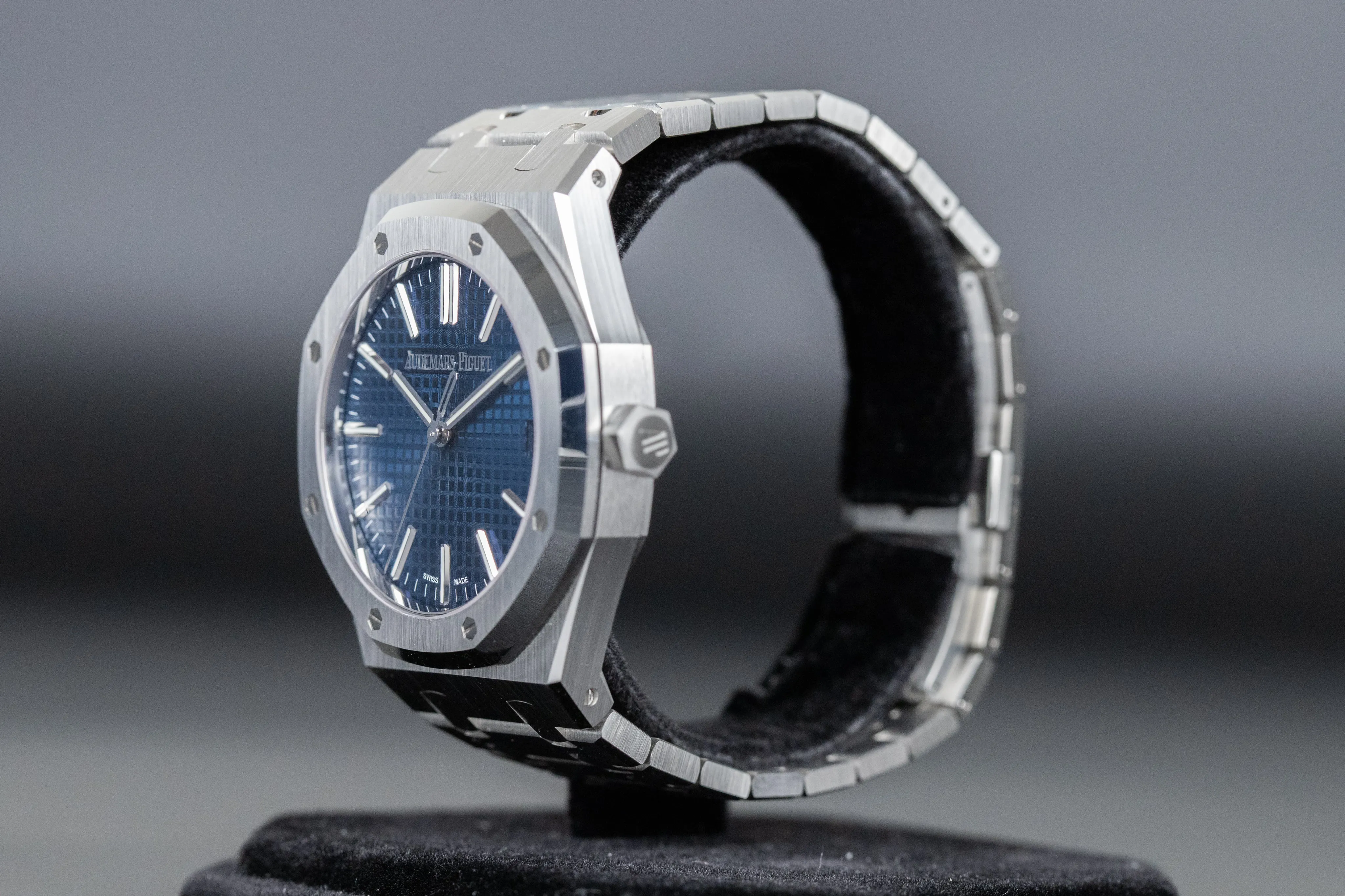 Audemars Piguet Royal Oak 15510ST 41mm Stainless steel Blue 1