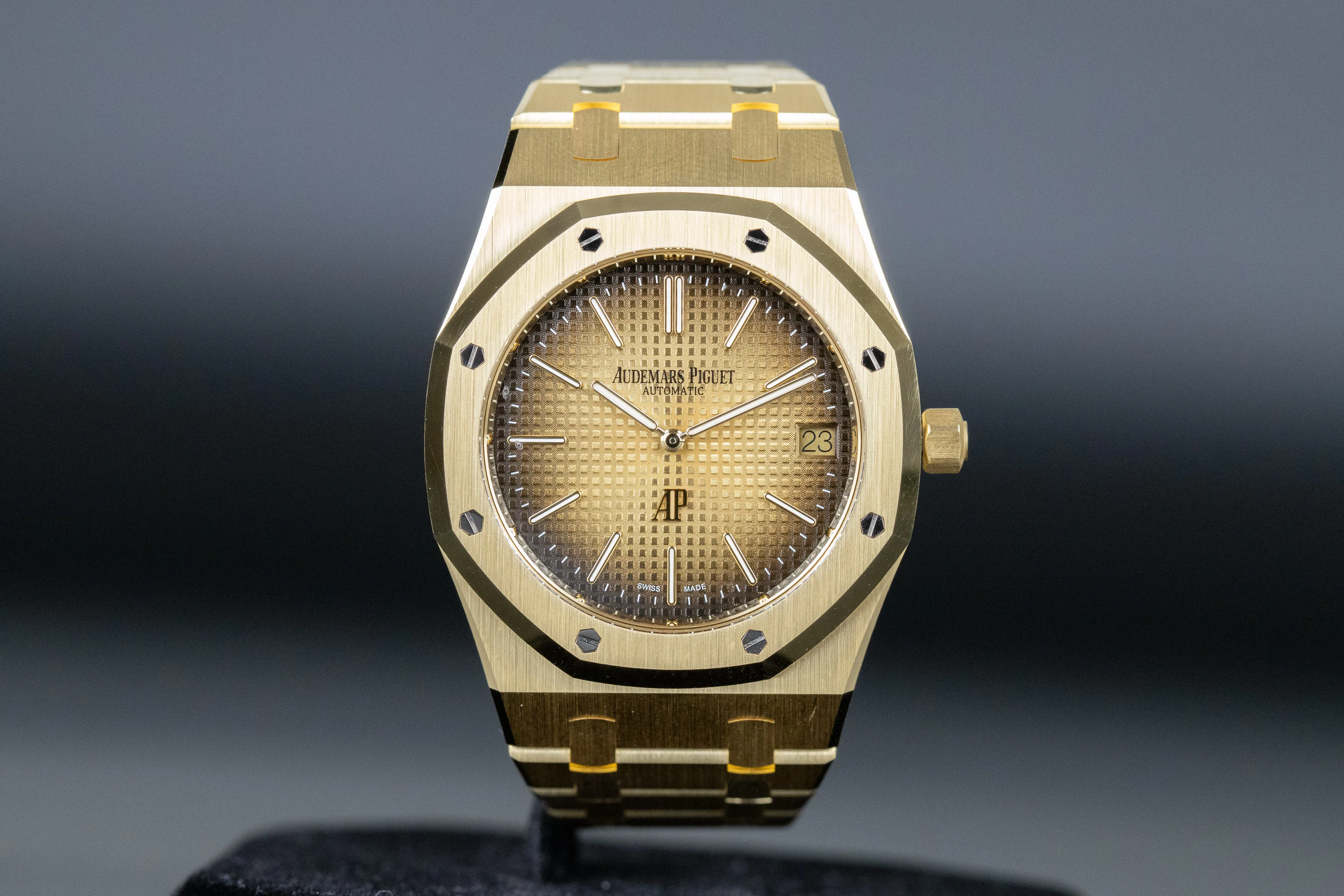 Audemars Piguet Royal Oak 16202OR 39mm Yellow gold Gold and Tapisserie and Smoke