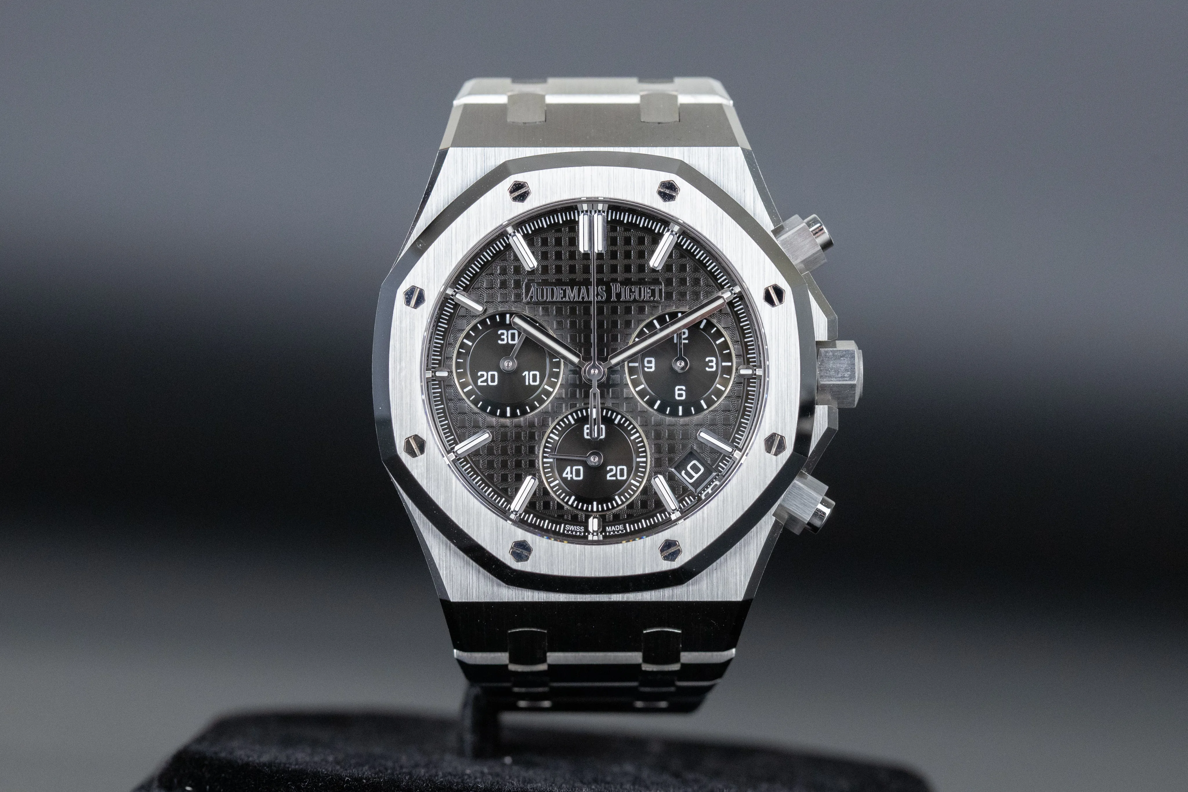 Audemars Piguet Royal Oak 26240ST 41mm Stainless steel Black