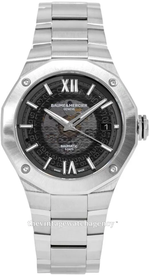 Baume & Mercier Riviera M0A10702 42mm Stainless steel dial