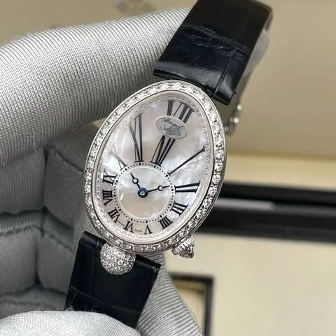 Breguet Reine de Naples 8928bb/51/844.dd0d 33mm White gold Mother-of-pearl 4