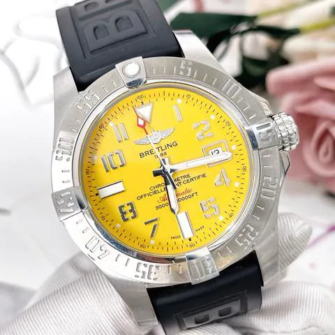 Breitling Avenger A17331101I1S2 45mm Stainless steel Yellow 2