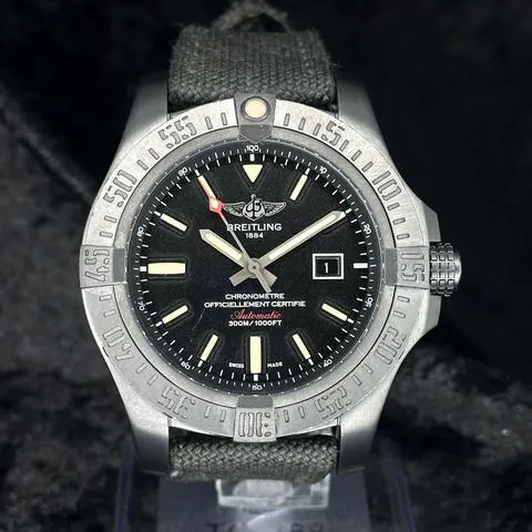 Breitling Avenger Blackbird V1731010/BD12 48mm Titanium Black