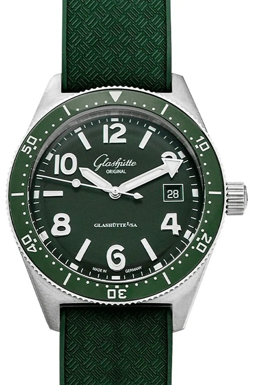 Glashütte Spezialist 1-39-11-13-83-37 39.5mm Stainless steel Green