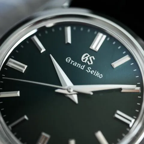 Grand Seiko Elegance SBGW285 37.5mm Stainless steel Green 2