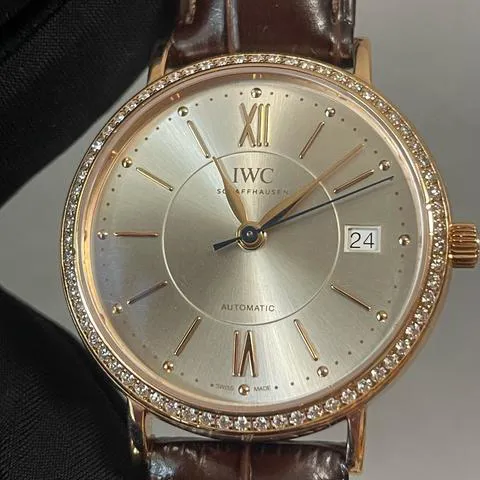 IWC Portofino IW458107 37mm Yellow gold Silver