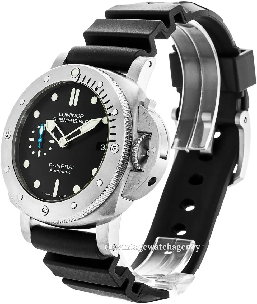 Panerai Submersible PAM 00682 42mm Stainless steel Black 1