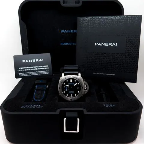 Panerai Submersible PAM 01305 47mm Titanium Black 1